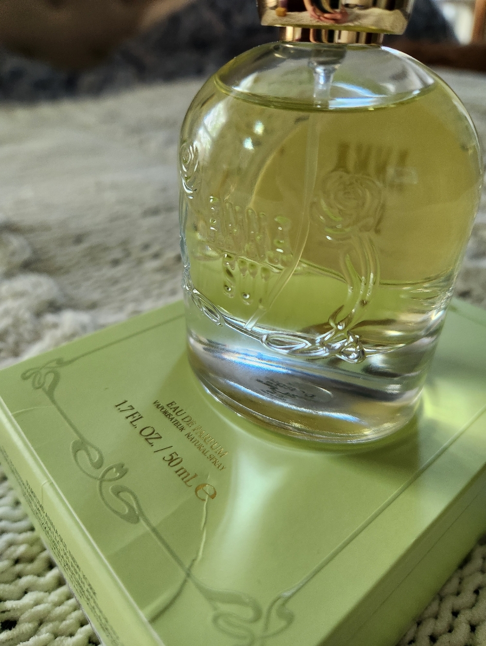 Anna Sui Dew Fields 1.7 Fl Oz  (50 ml) - Picture 6 of 7